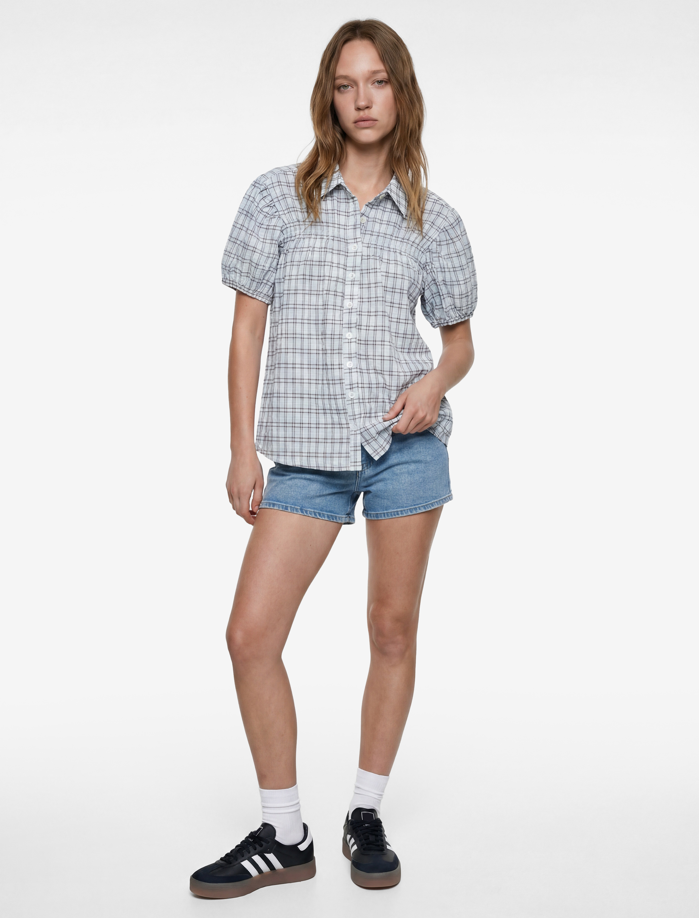 Gofre Kumaş Düğmeli Kısa Kollu Klasik Yaka Slim Fit Kareli Gömlek - Görsel 3