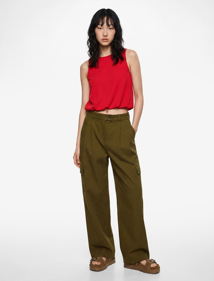  Slim Fit Krep Kumaş Bisiklet Yaka Kolsuz Bluz