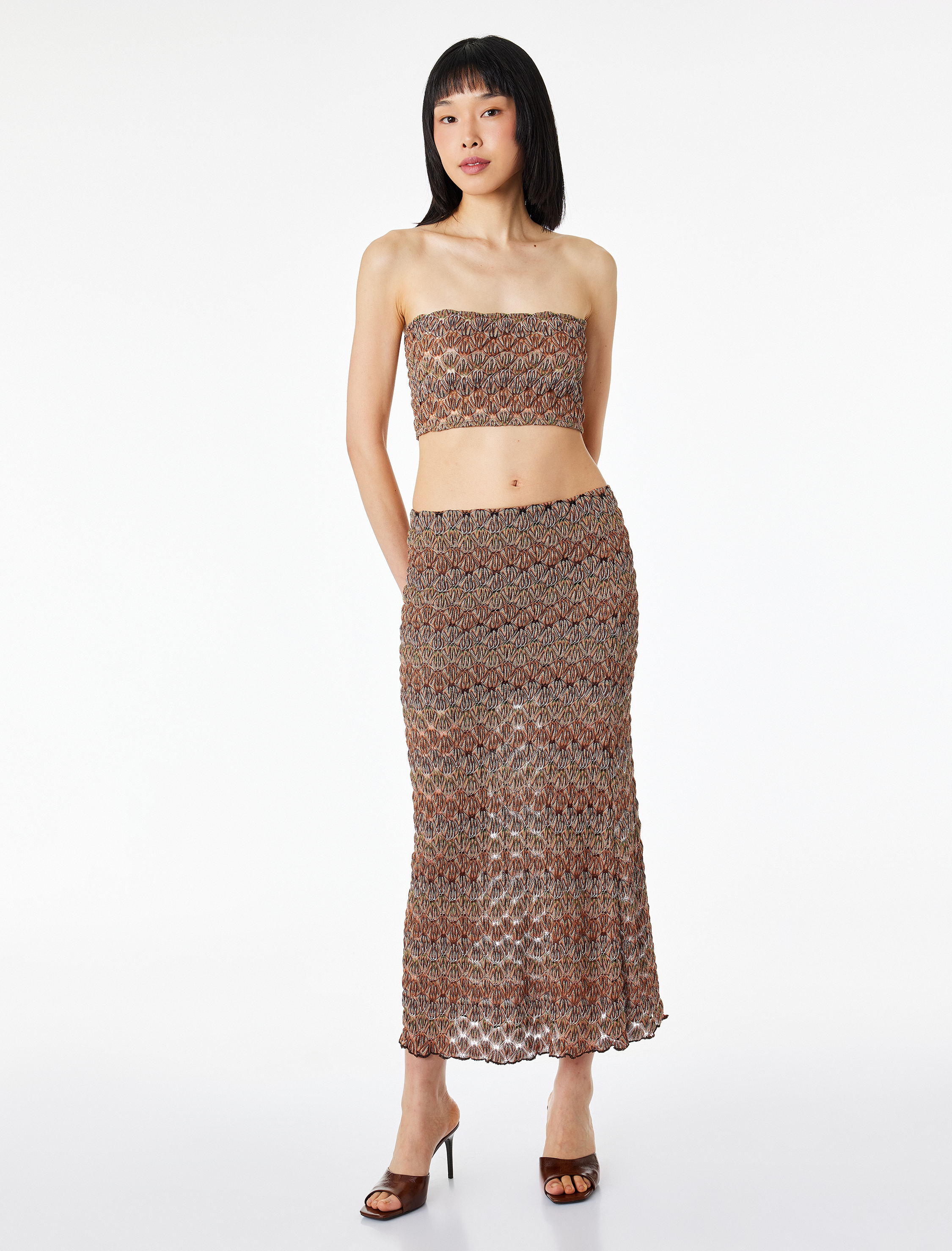   Slim Fit Desenli Straplez Crop Kroşe Top