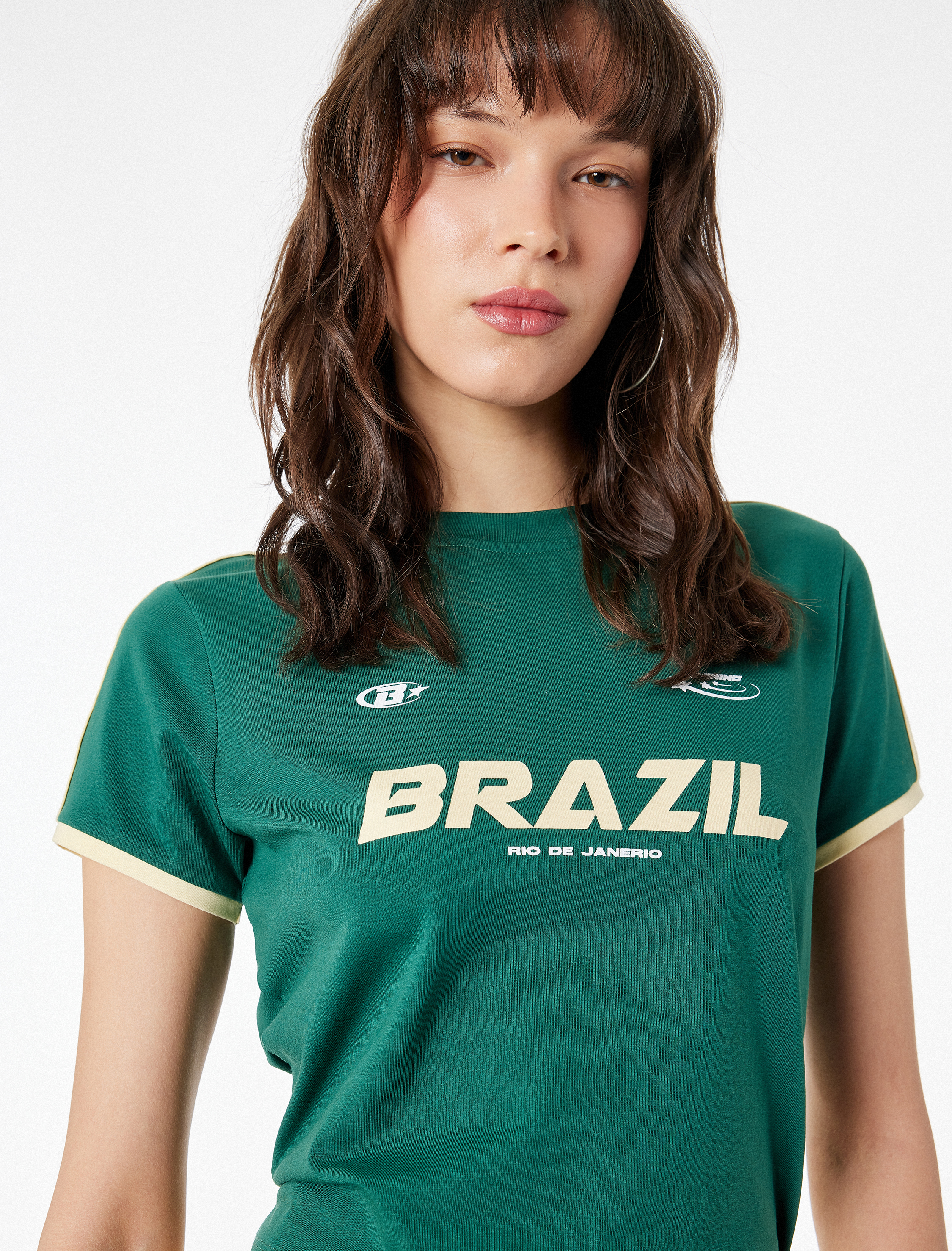 Pamuklu Slim Fit Bisiklet Yaka Biyeli Kısa Kollu Baskılı Tişört