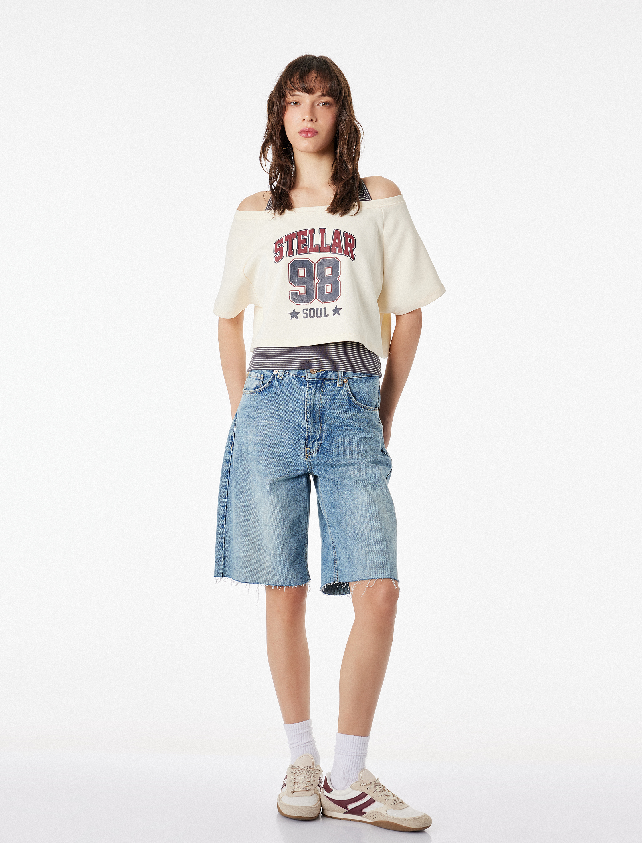   Modal Karışımlı Rahat Kalıp Omzu Açık Kısa Kollu Atletli Crop Tişört