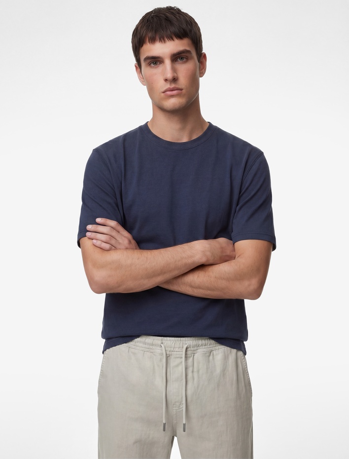  Regular Fit Bisiklet Yaka Viskon Karışımlı Kısa Kollu Basic Tişört