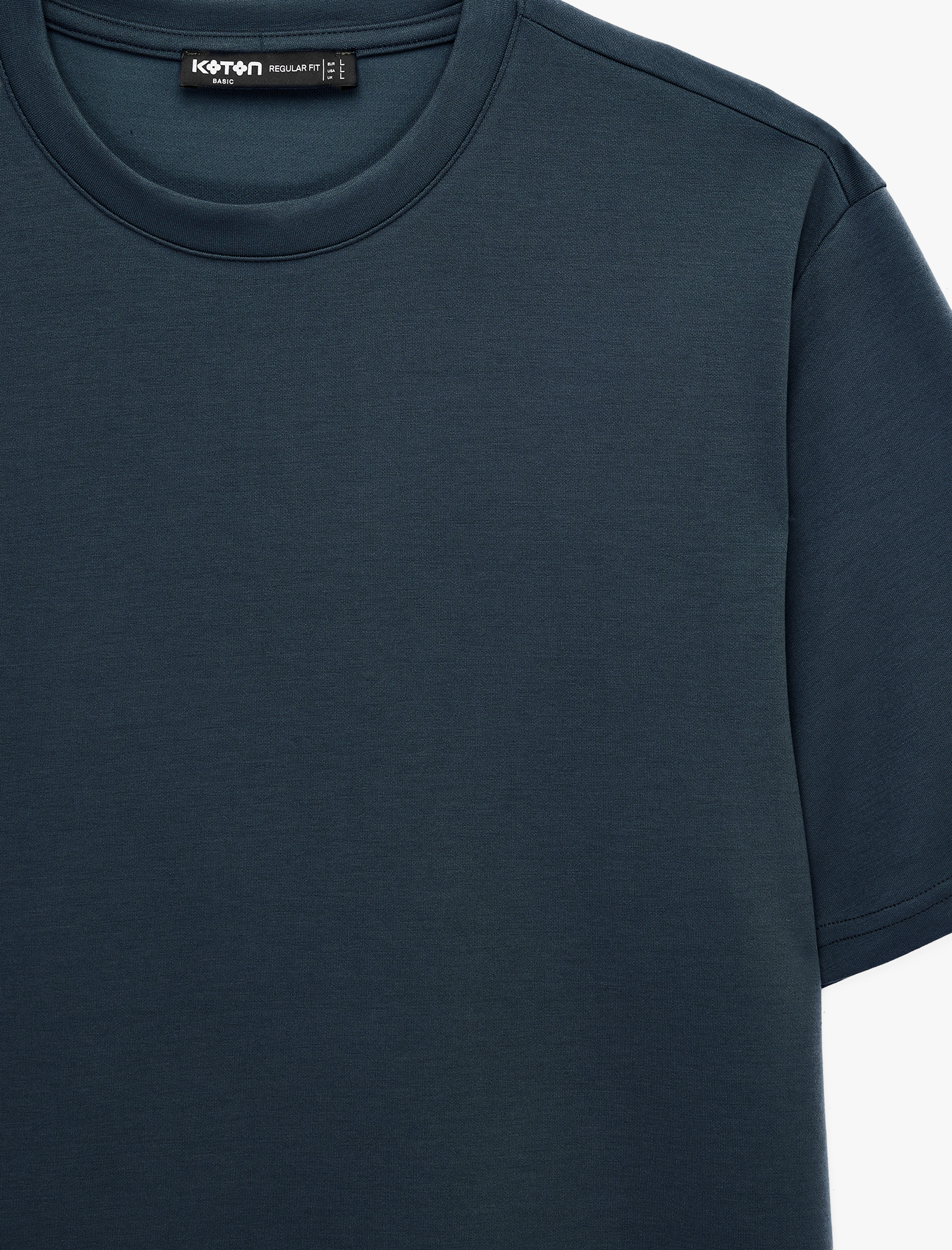   Regular Fit Bisiklet Yaka Viskon Karışımlı Kısa Kollu Basic Tişört