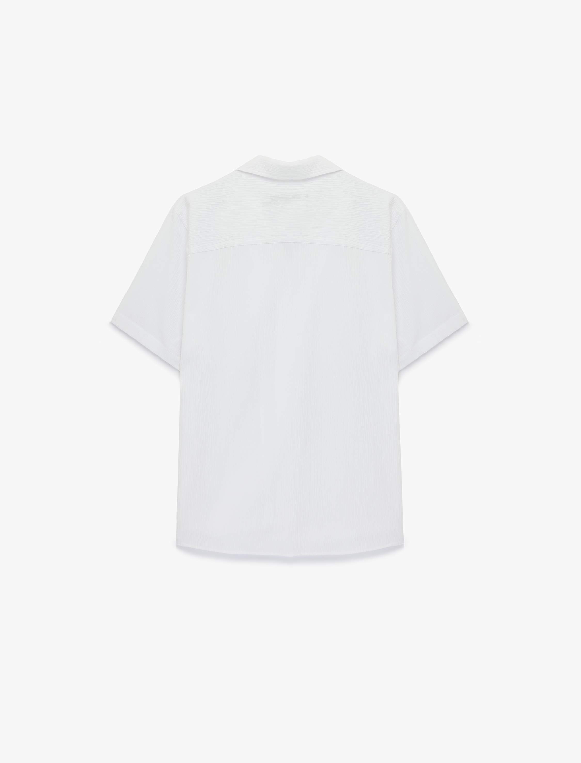   Regular Fit Kısa Kollu Dokulu Apaş Yaka Gömlek