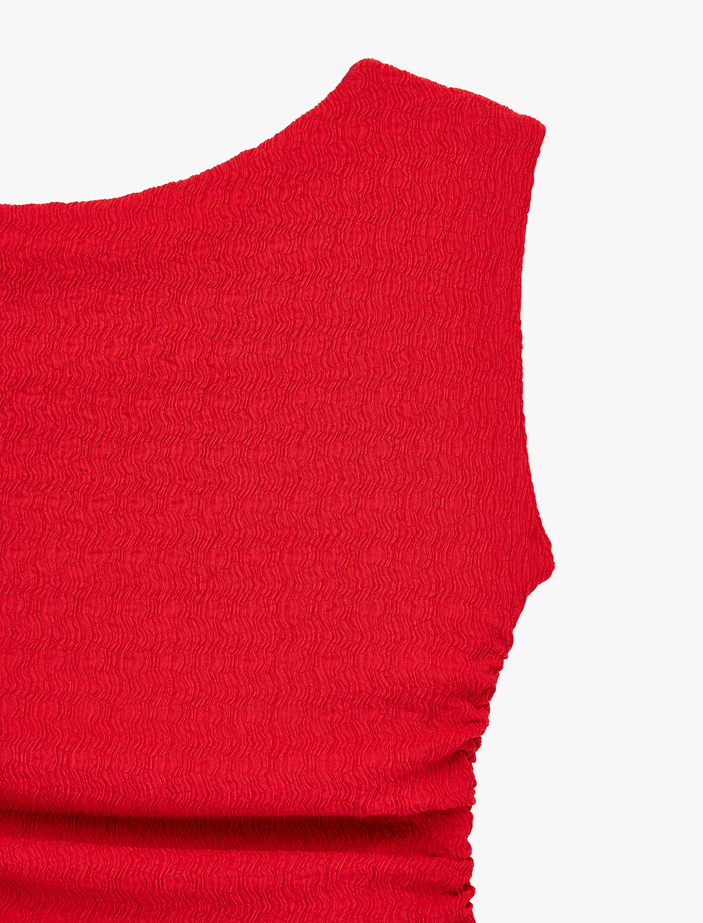   Asimetrik Yaka Kolsuz Slim Fit Drapeli Bluz