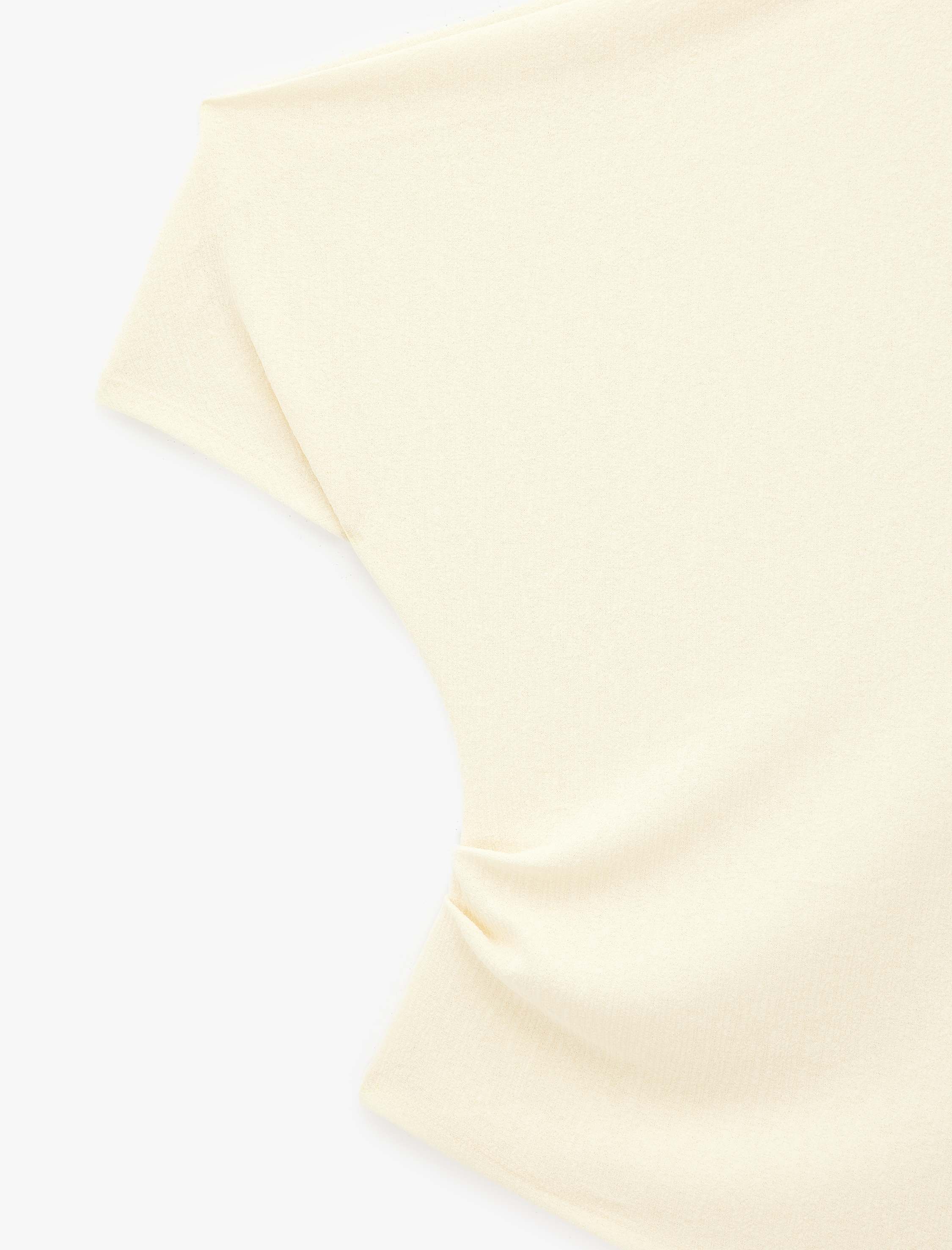   Krep Kumaş Açık Omuz Asimetrik Yaka Kısa Kollu Bluz