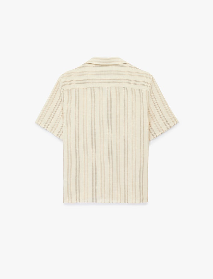  Regular Fit Kısa Kollu Devrik Yaka Pamuklu Çizgili Gömlek