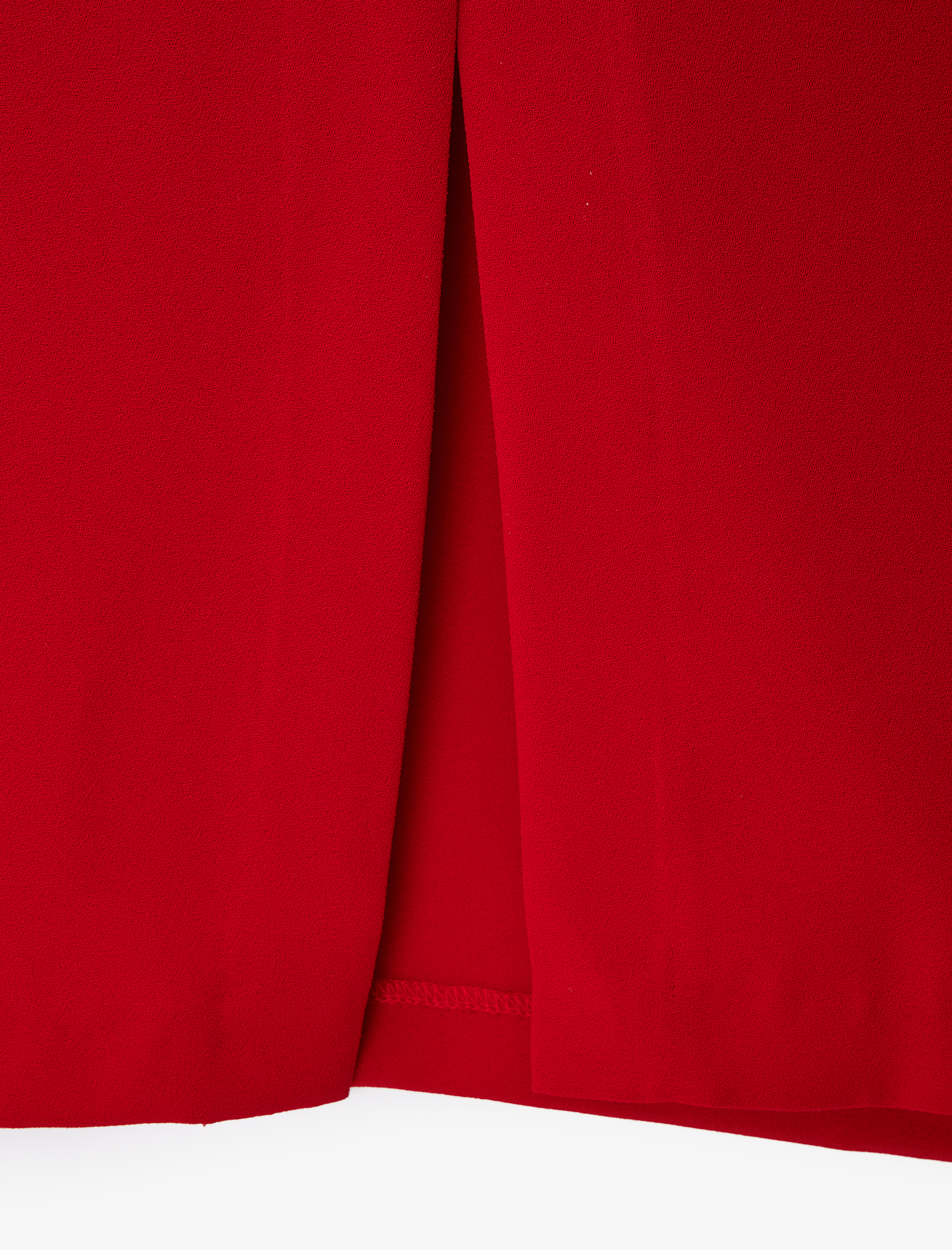   Krep Kumaş Aksesuarlı Drapeli Kolsuz Bisiklet Yaka Uzun Elbise