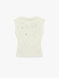 Taş Detaylı Pamuklu Dik Yaka Kısa Kollu Tişört