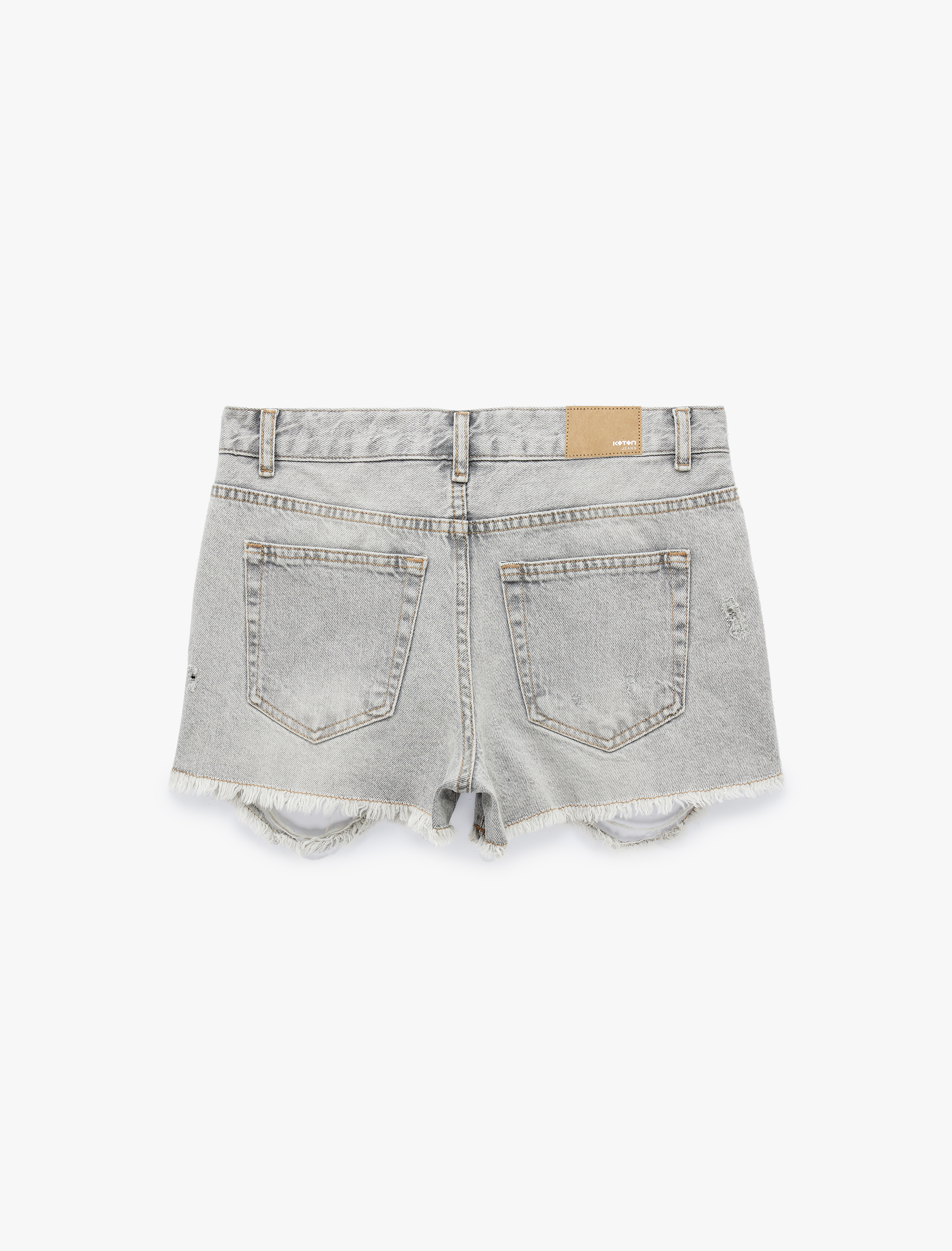   Pamuklu Rahat Kalıp Yıpratma Detaylı Mini Denim Şort