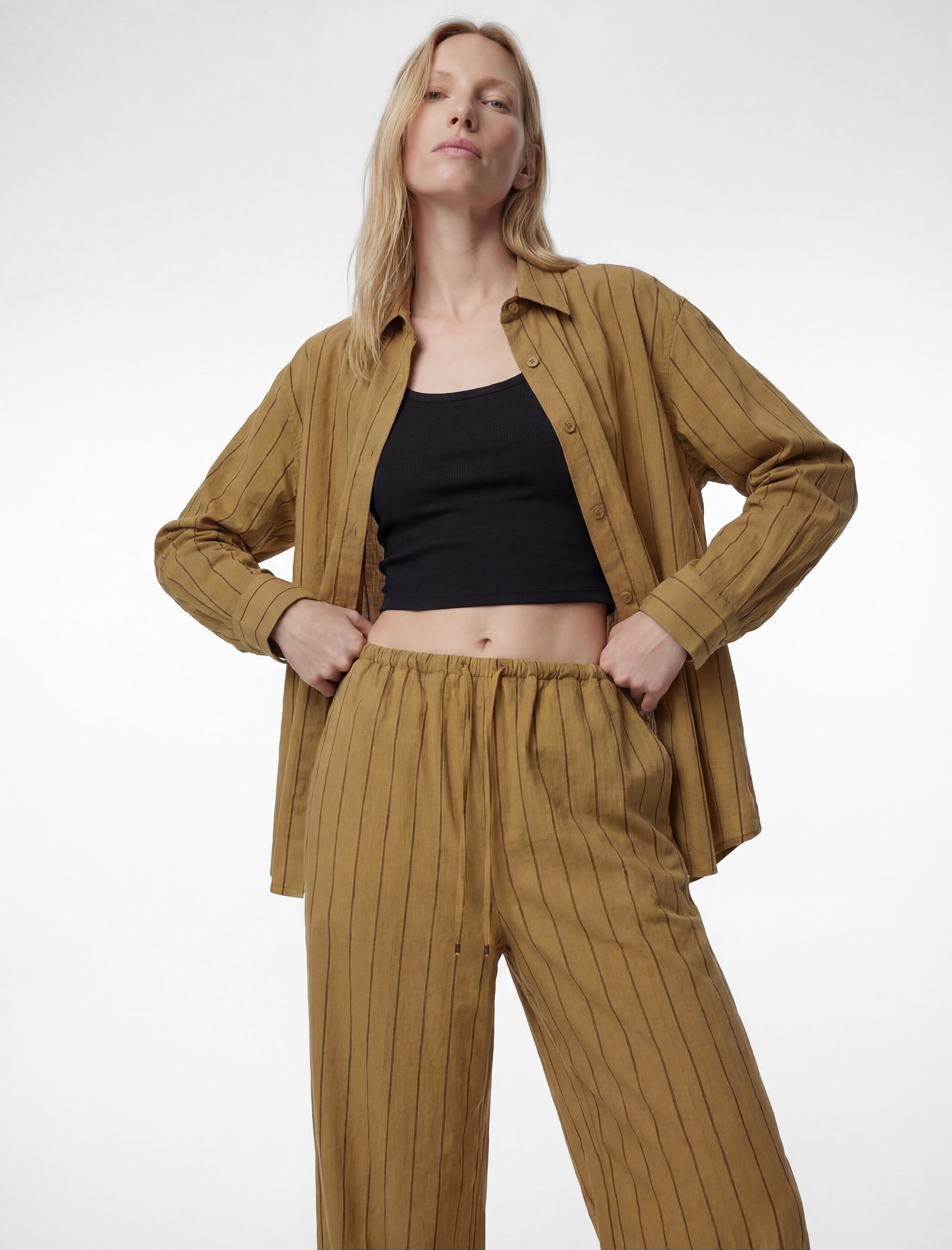   Beli Bağlamalı Modal Kumaş Cepli Geniş Paça Çizgili Pantolon