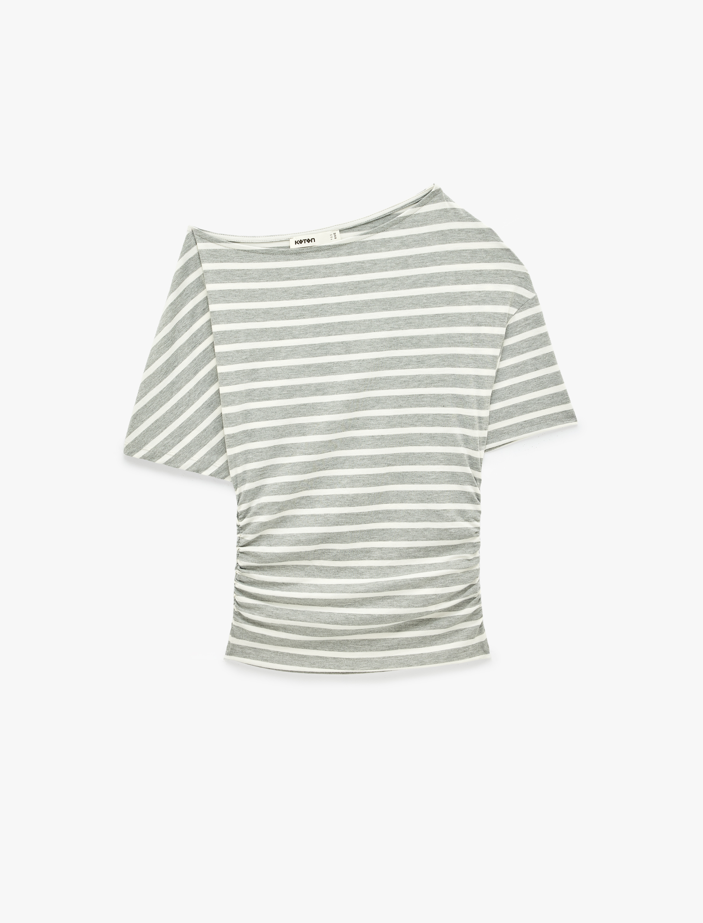   Slim Fit Drape Detaylı Omzu Açık Kayık Yaka Tişört