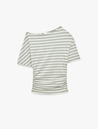 Slim Fit Drape Detaylı Omzu Açık Kayık Yaka Tişört