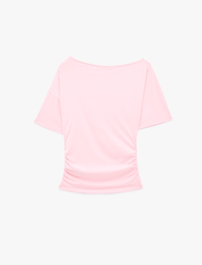  Slim Fit Drape Detaylı Omzu Açık Kayık Yaka Tişört