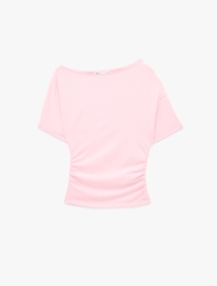 Slim Fit Drape Detaylı Omzu Açık Kayık Yaka Tişört