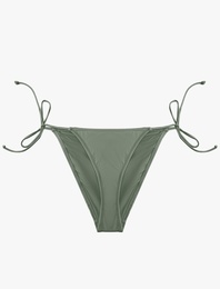 Yanları Bağlamalı İpli Bikini Altı