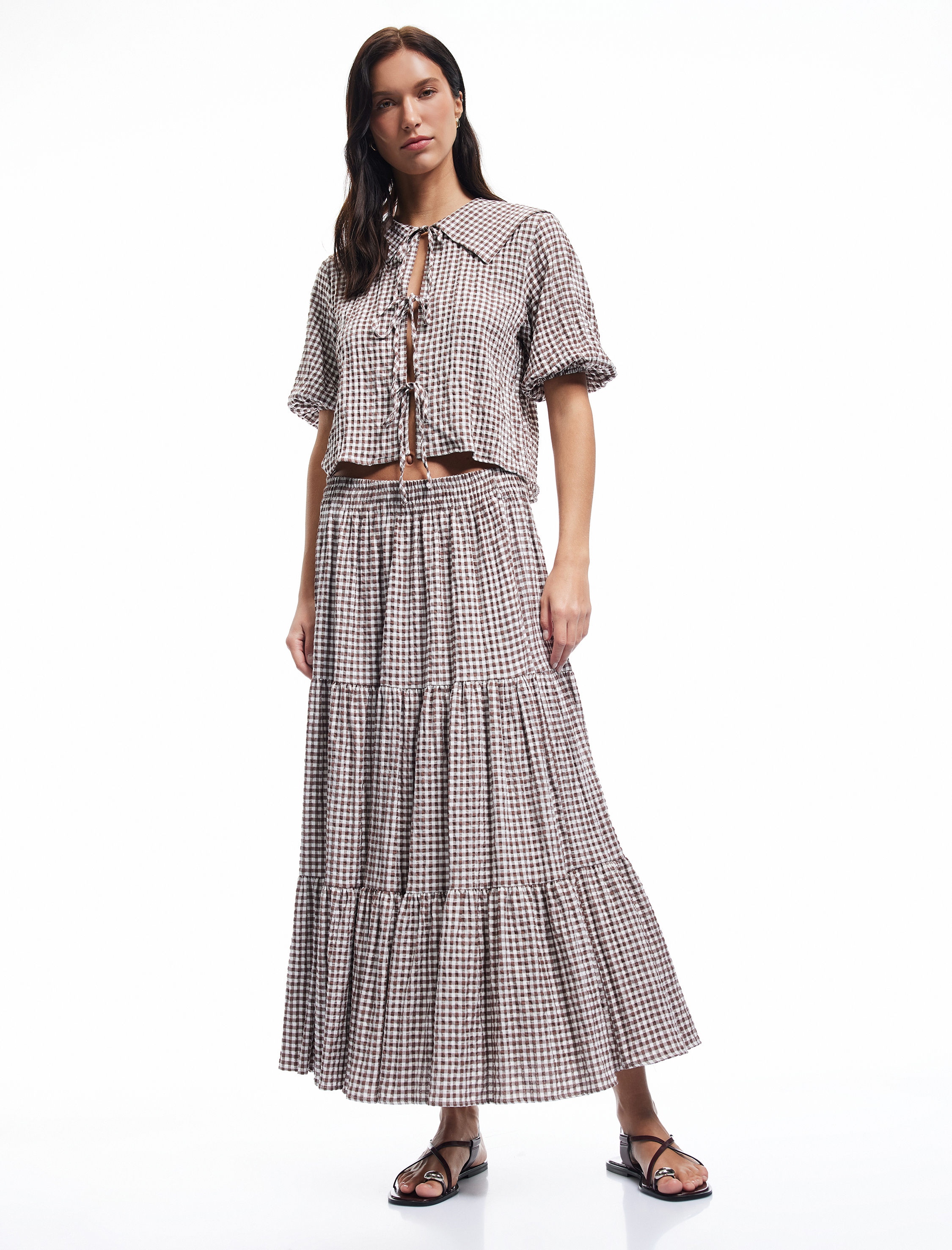   Gömlek Yaka Yarım Balon Kollu Bağcıklı Fiyonk Detaylı Pötikareli Crop Bluz