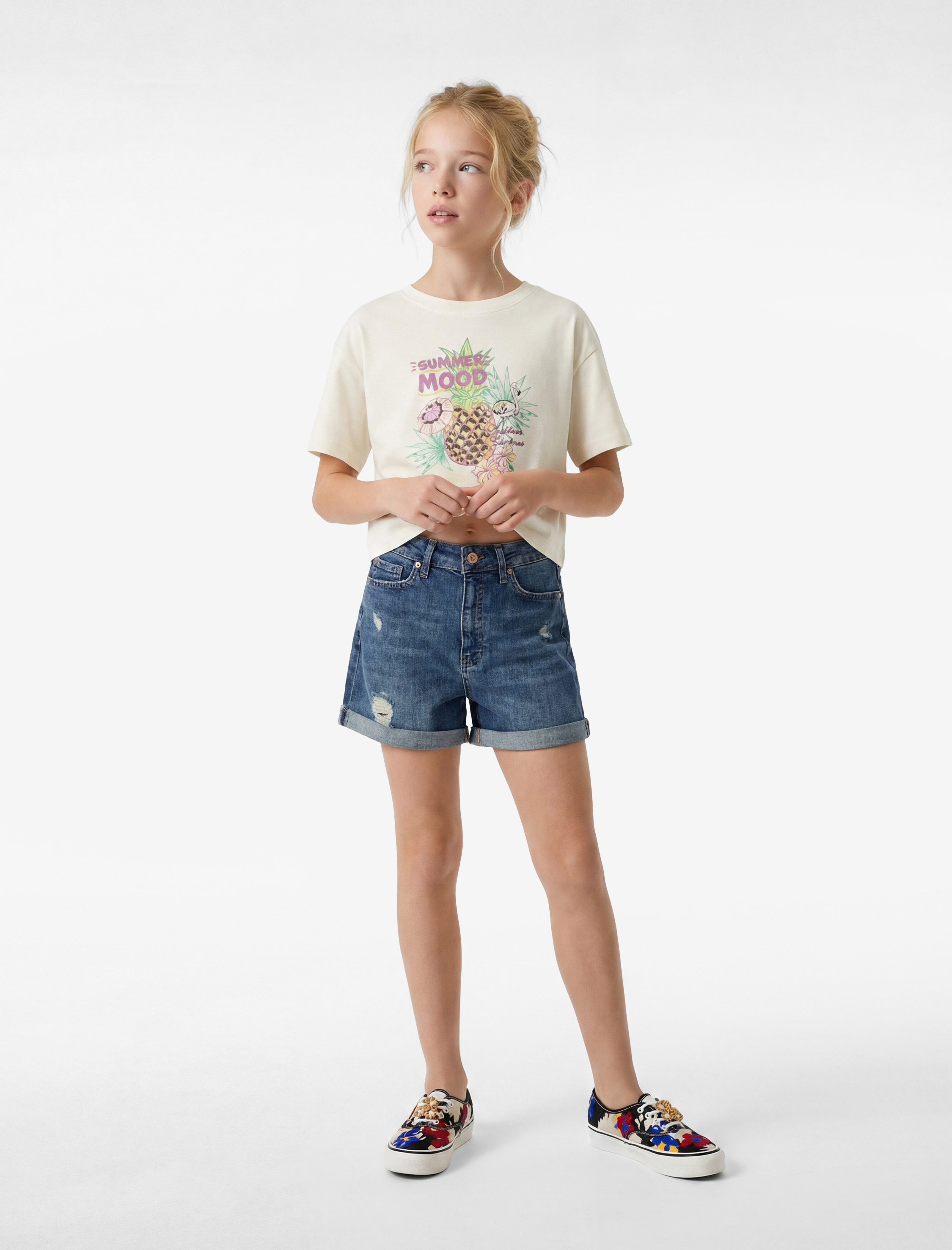  Kız Çocuk Baskılı Kısa Kollu Bisiklet Yaka Pullu Payetli Pamuklu Tişört