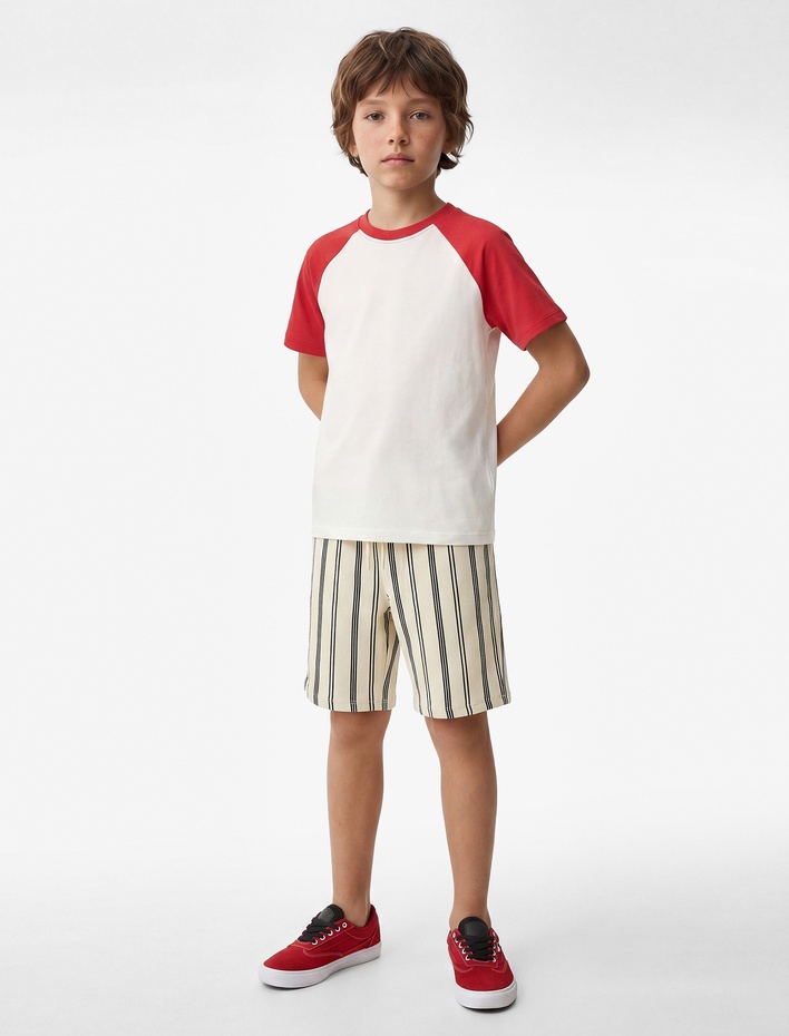 Erkek Çocuk Beli Bağcıklı Pamuklu Dokulu Çizgili  Şort