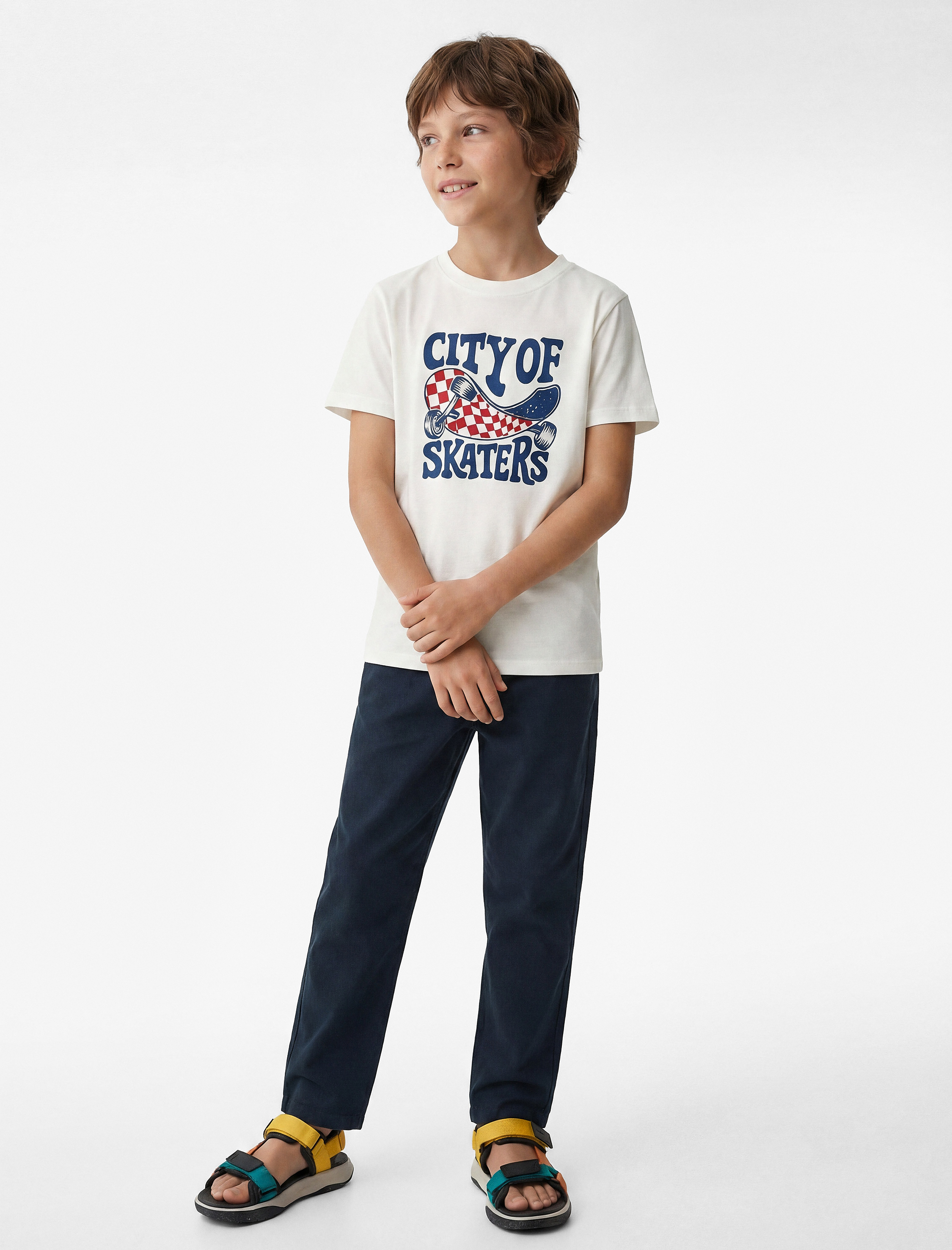  Erkek Çocuk Pamuklu Bisiklet Yaka Kısa Kollu Kaykay Temalı Baskılı Tişört