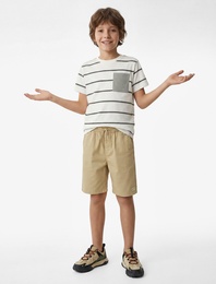 Pamuklu Cep Detaylı Kısa Kollu Bisiklet Yaka Çizgili Tişört