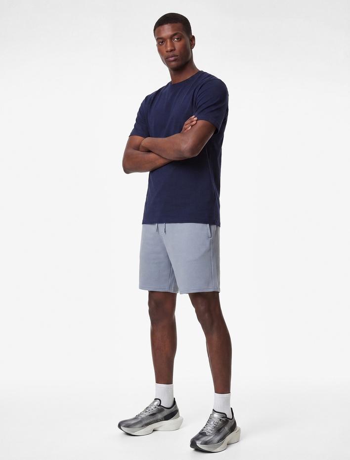  Basic Viskon Karışımlı Cepli Beli Bağcıklı Spor Şort