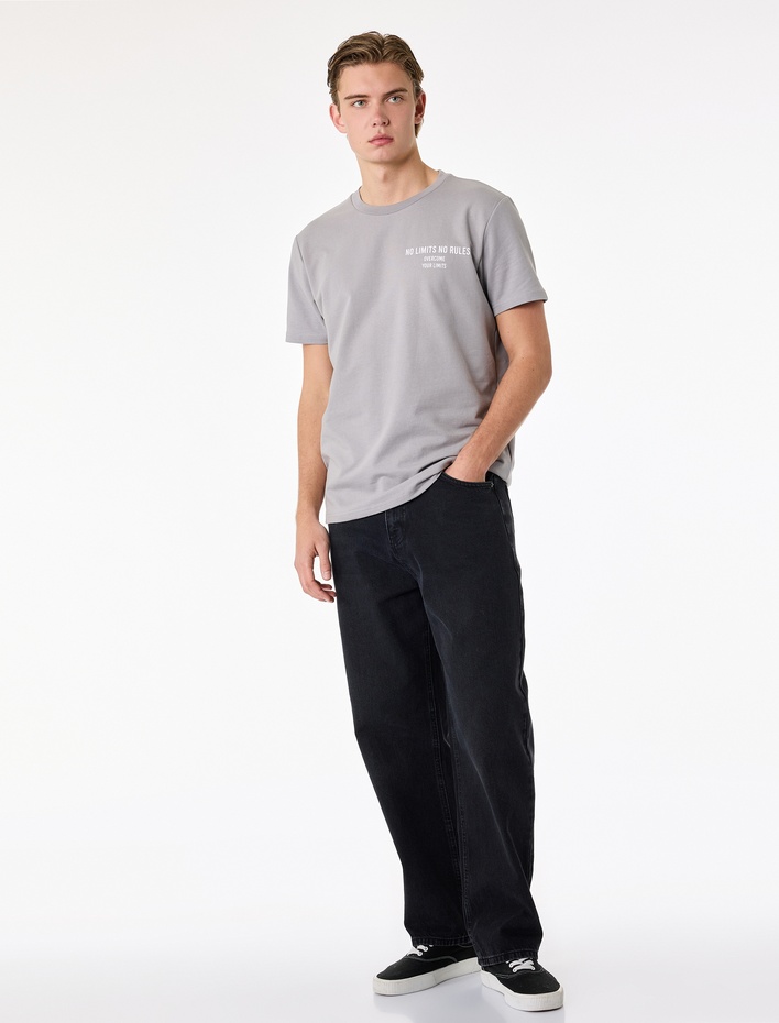  Rahat Kesim Kısa Kollu Baskılı Spor Tişört