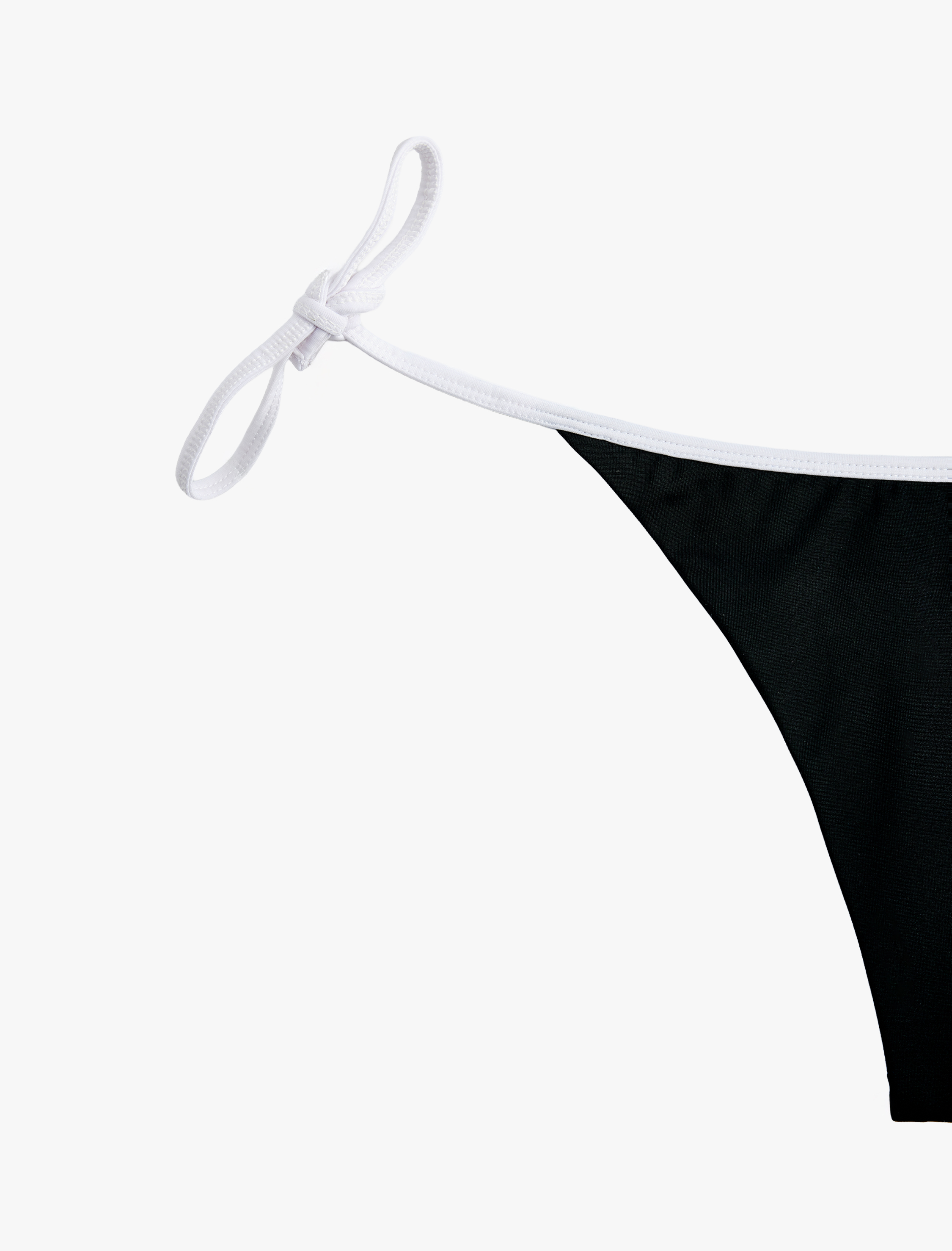   Kontrast Detaylı İpli Bikini Altı