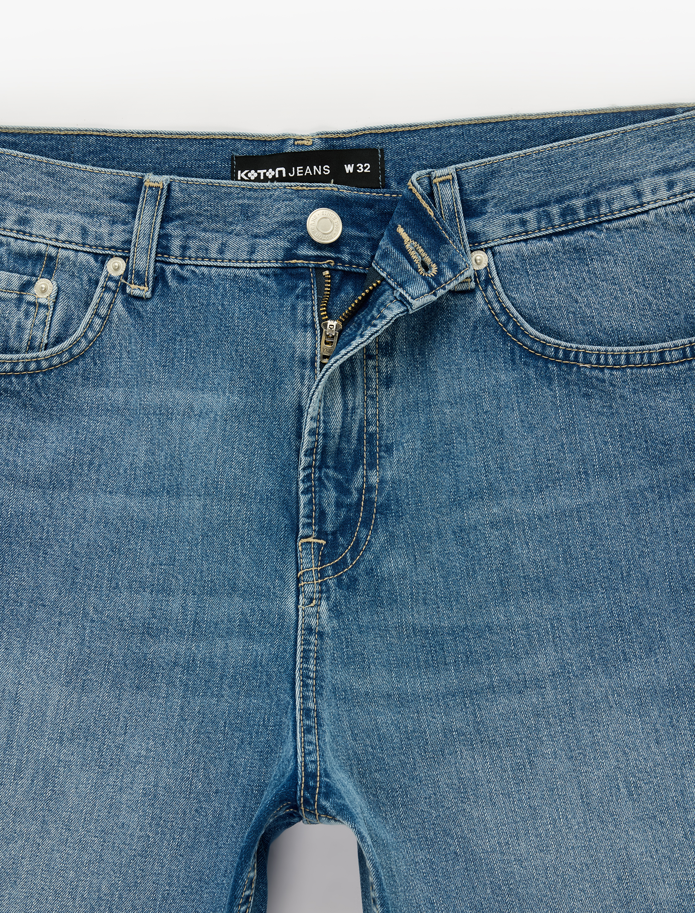   Pamuklu Cepli Bermuda Straight Fit Jean Şort