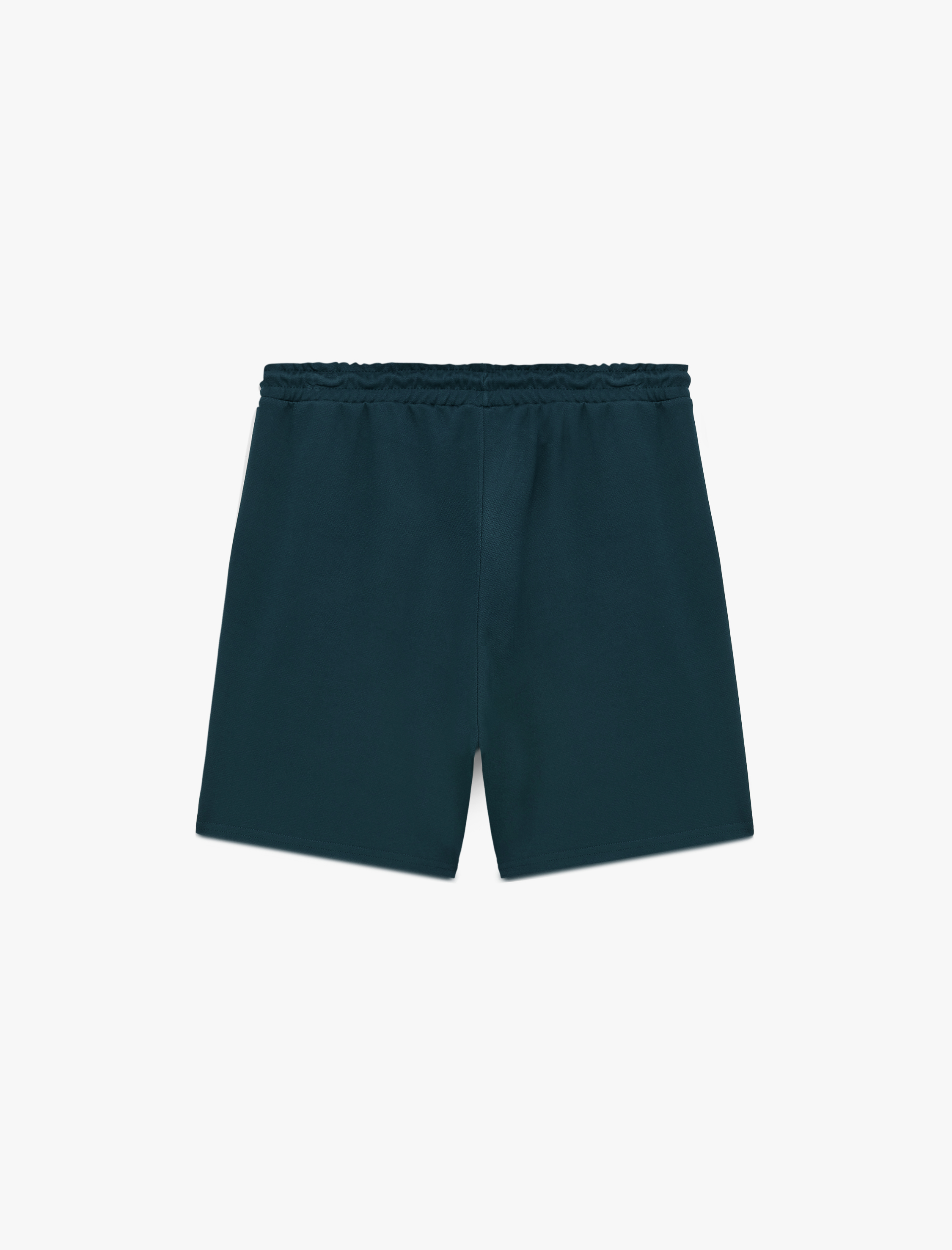   Regular Fit Viskon Karışımlı Beli Bağcıklı Şort