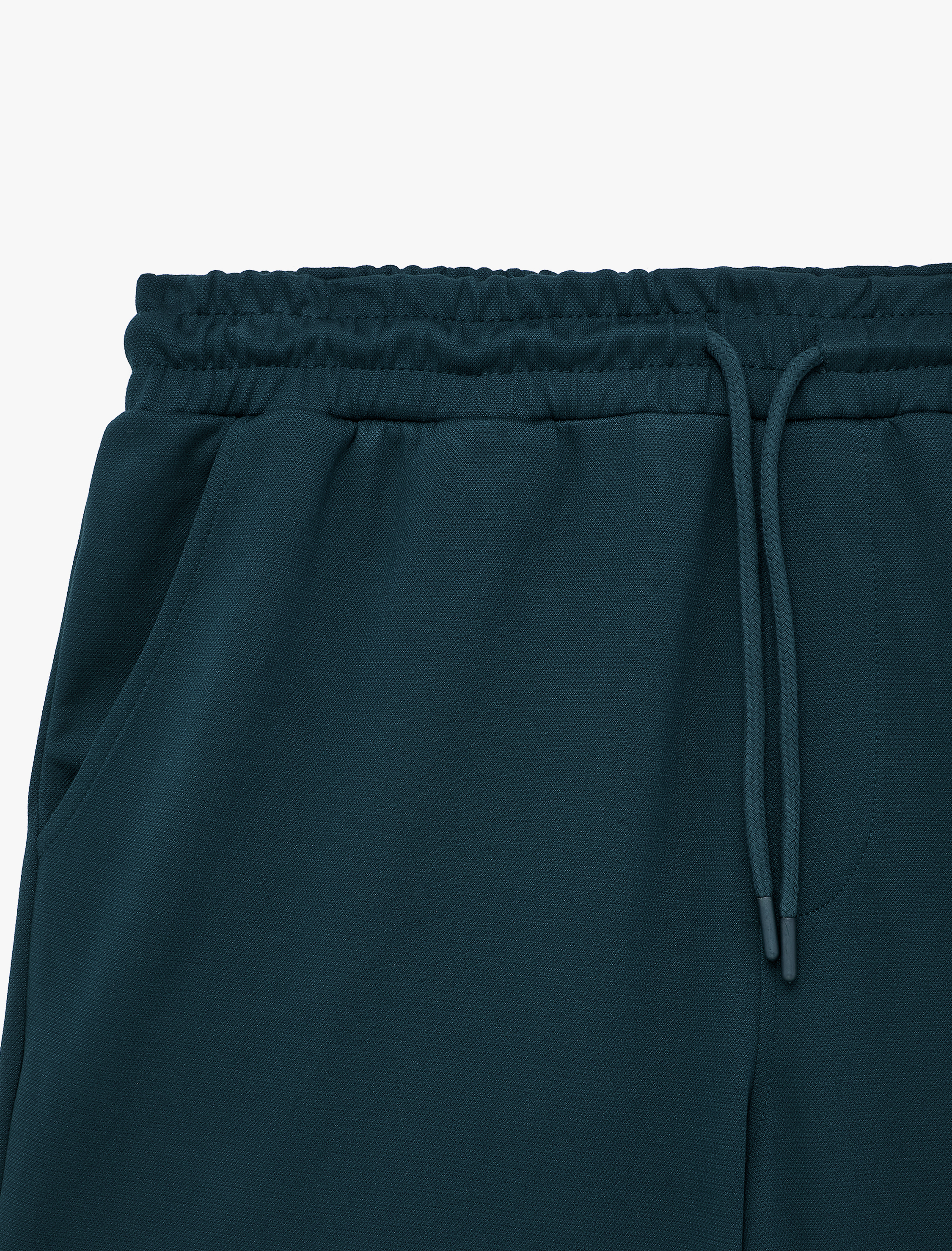   Regular Fit Viskon Karışımlı Beli Bağcıklı Şort