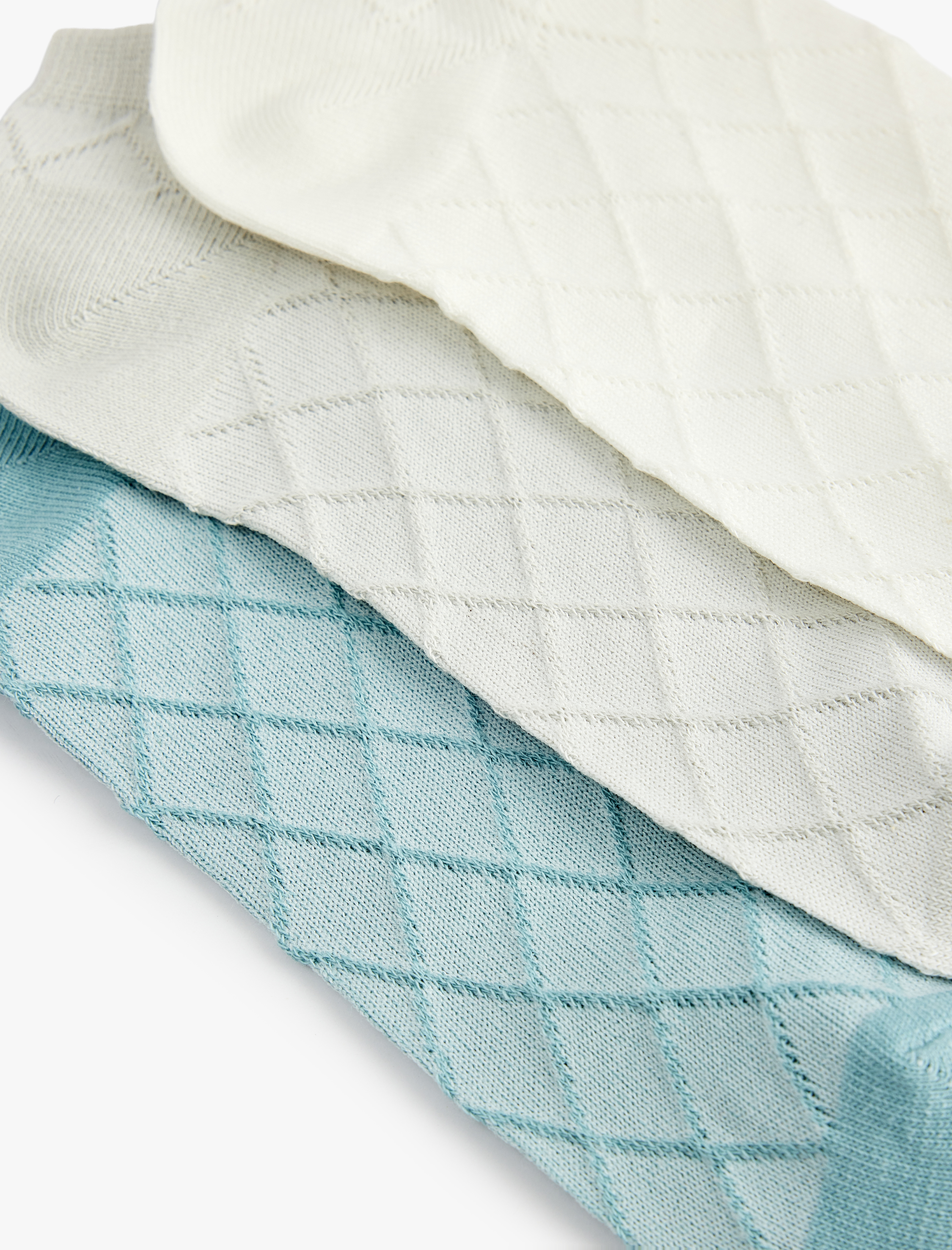  Kadın 3'lü Geometrik Dokulu Pamuklu Patik Çorap Seti