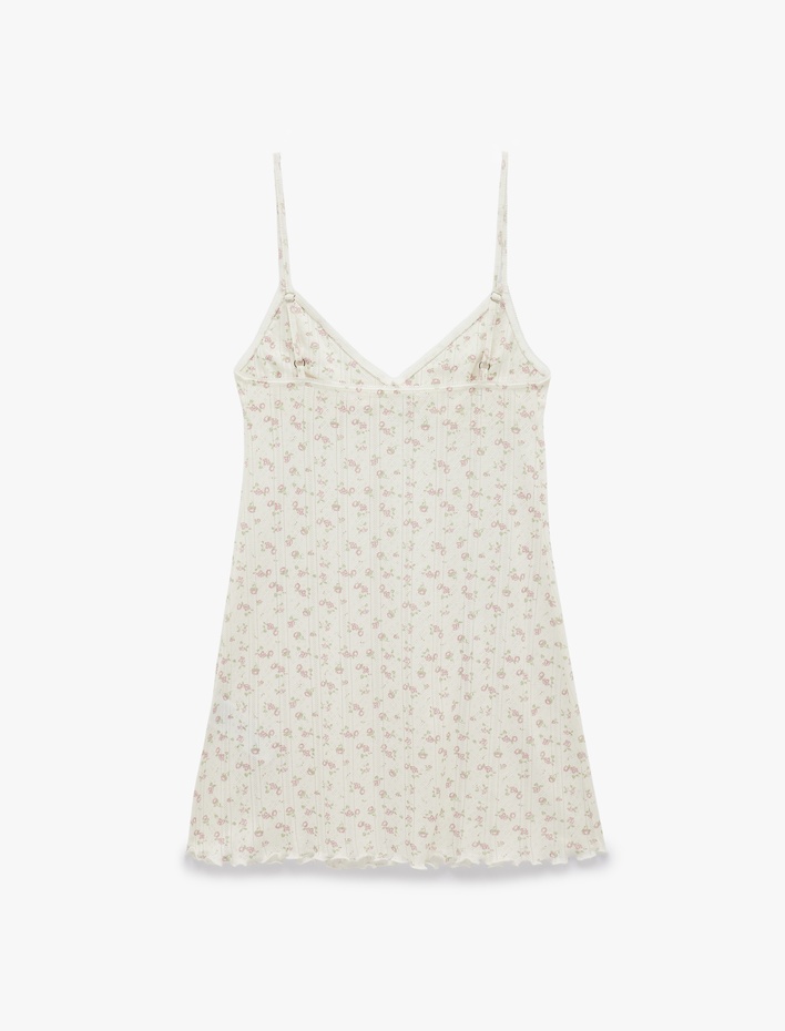  Pamuklu Çiçek Desenli İnce Askılı Mini Gecelik