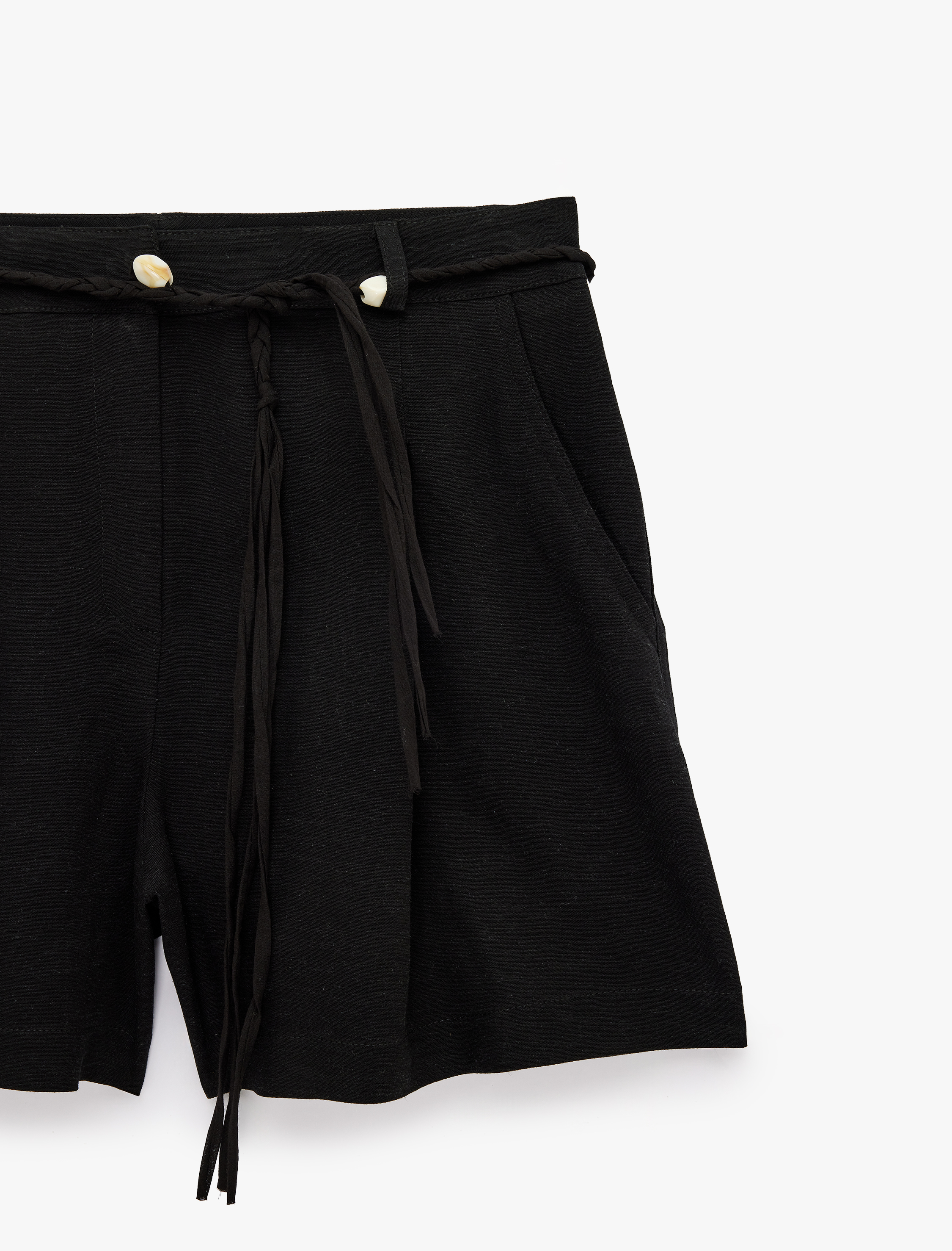   Keten Karışımlı Pileli Cepli Kemerli Mini Şort