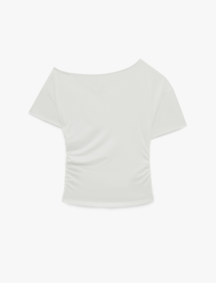  Regular Fit Kısa Kollu Viskon Karışımlı Drapeli Omzu Açık Tişört