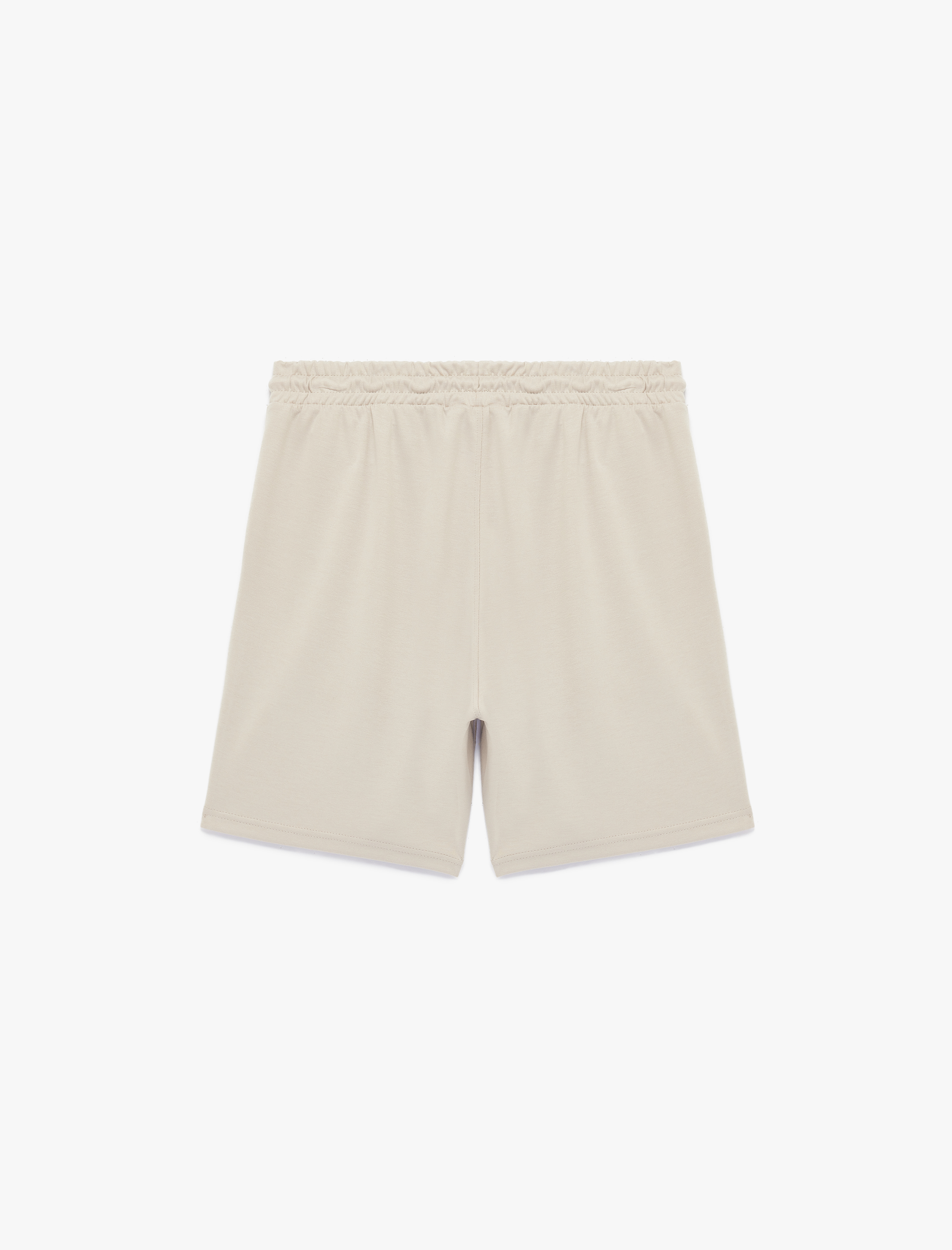   Regular Fit Cepli Viskon Karışımlı Bermuda Beli Bağcıklı Şort