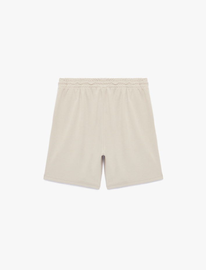  Regular Fit Cepli Viskon Karışımlı Bermuda Beli Bağcıklı Şort