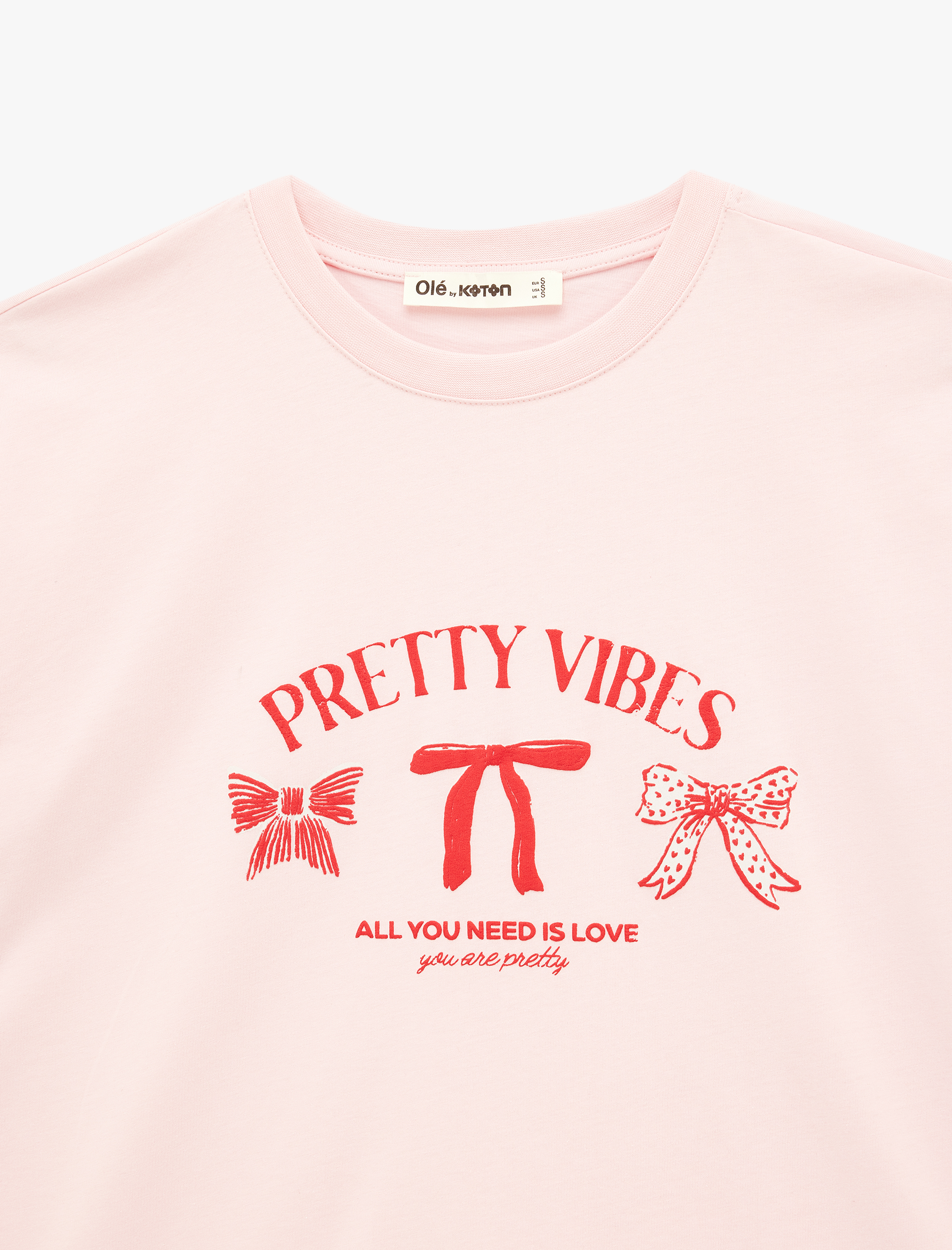   Rahat Kalıp Kısa Kollu Bisiklet Yaka Pamuklu Fiyonk Baskılı Tişört