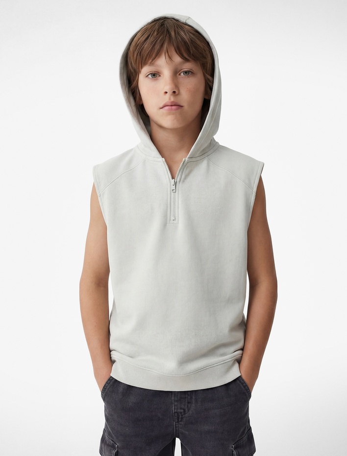 Erkek Çocuk Yarım Fermuarlı Viskon Karışımlı Kolsuz Oversize Kapüşonlu Tişört