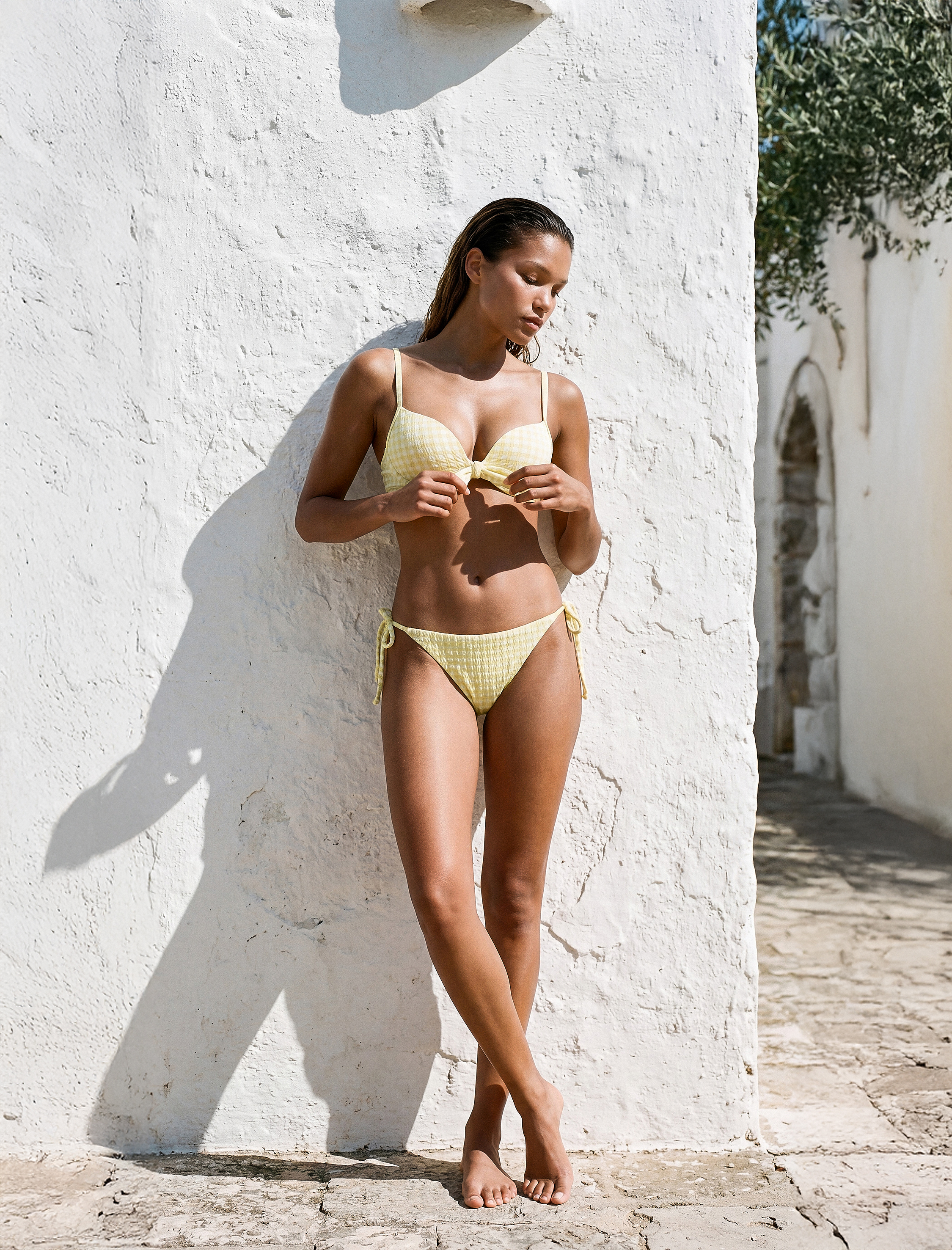   Fiyonklu Pötikare Desenli Push-Up Bikini Üstü