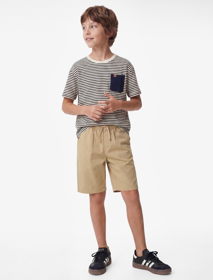 Erkek Çocuk Beli Bağcıklı Cepli Pamuklu Şort