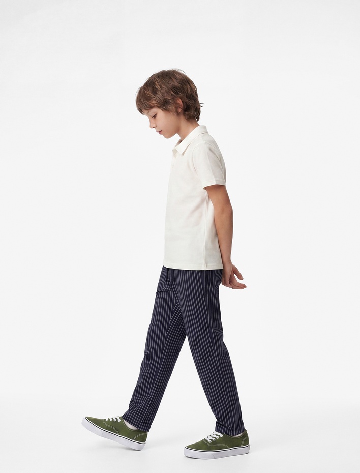 Erkek Çocuk Pamuklu Beli Bağcıklı Cepli Çizgili Pantolon