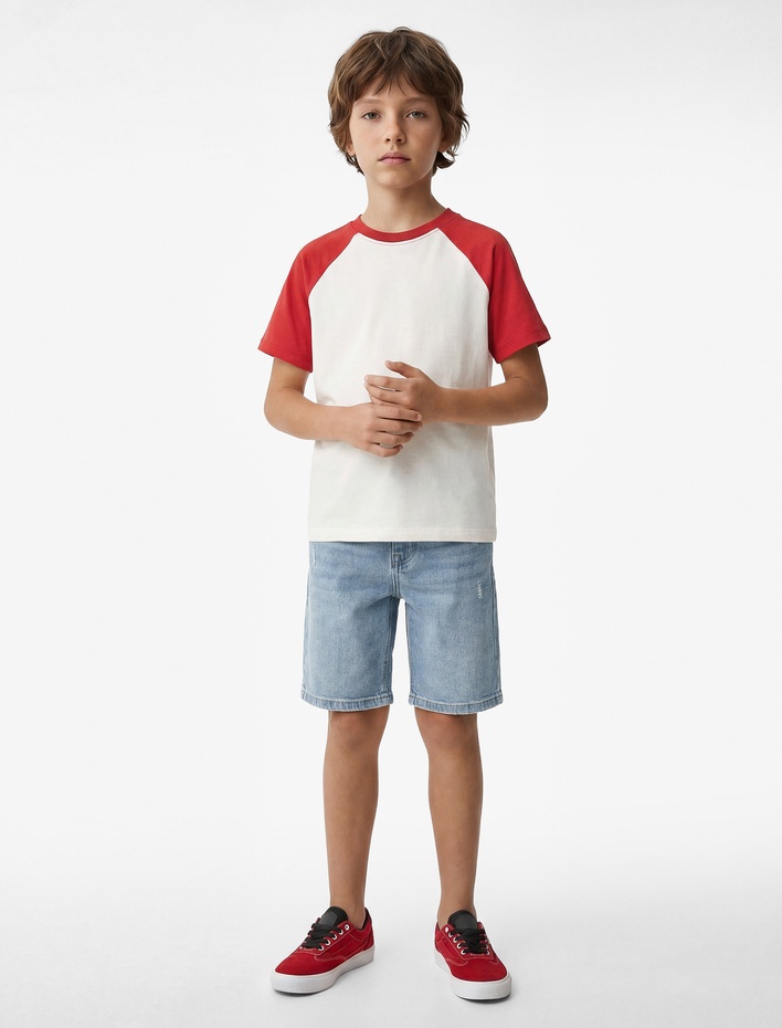 Erkek Çocuk Pamuklu Yıpratılmış Detaylı Düğmeli Cepli Bermuda Denim Şort