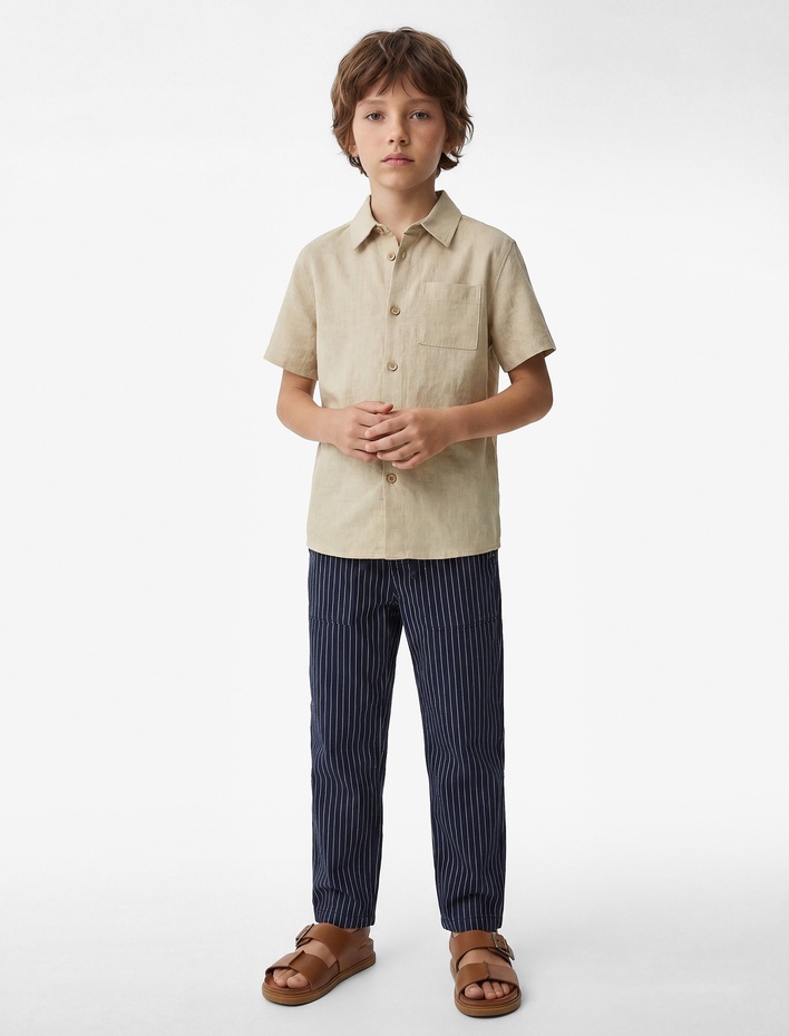 Erkek Çocuk Cepli Düğmeli Klasik Yaka Keten ve Viskon Karışımlı Kısa Kollu Gömlek