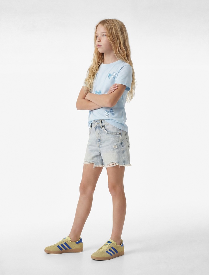 Kız Çocuk Pamuklu Kısa Kollu Bisiklet Yaka Pullu Payetli Fiyonklu Tişört