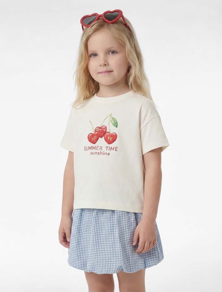 Kız Bebek Pamuklu Kısa Kollu Bisiklet Yaka Kalpli Kiraz Baskılı Tişört