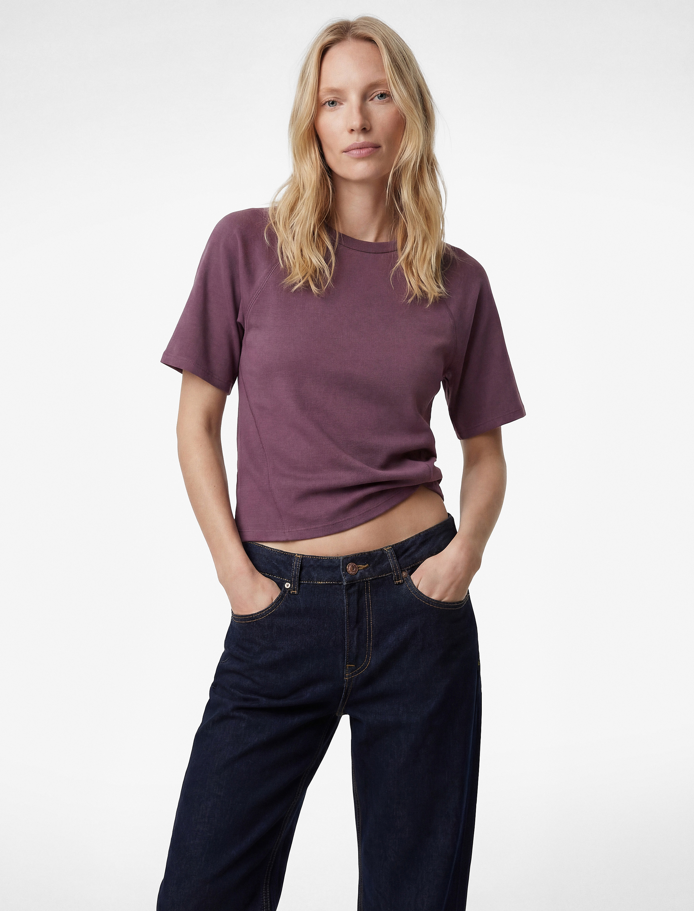   Modal Kumaş Slim Fit Kısa Kollu Bisiklet Yaka Tişört