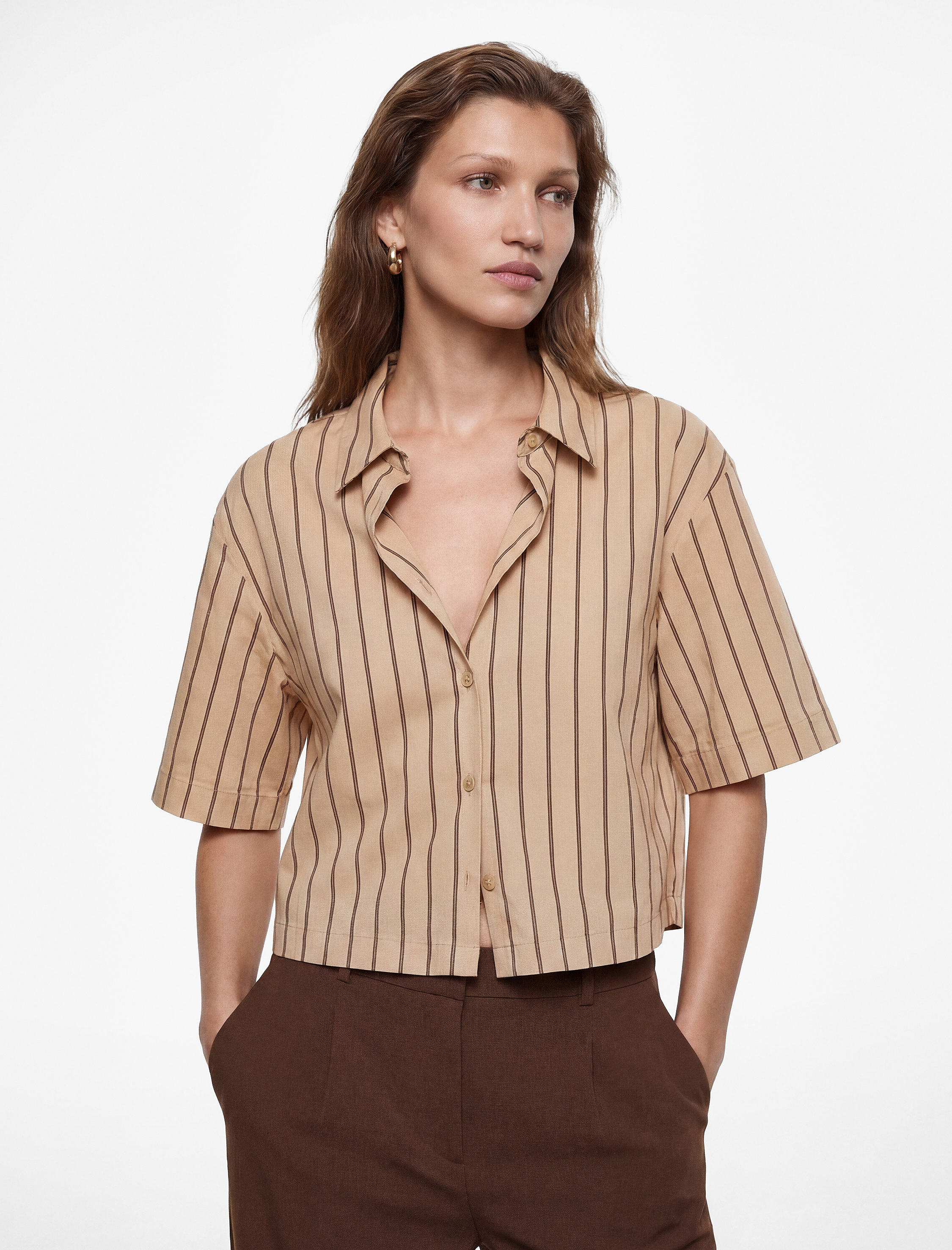   Salda Kumaş Regular Fit Kısa Kollu Çizgili Crop Gömlek