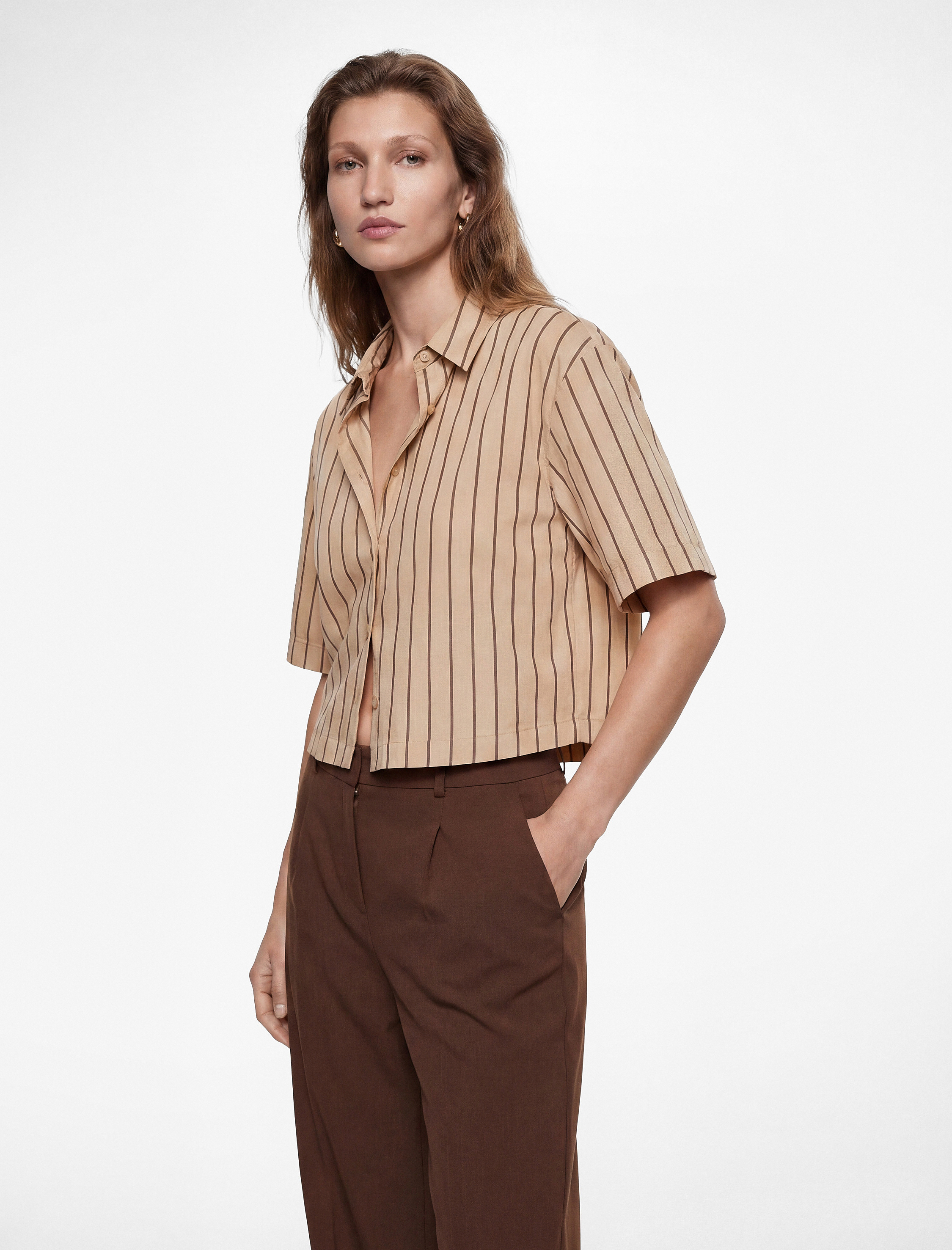   Salda Kumaş Regular Fit Kısa Kollu Çizgili Crop Gömlek