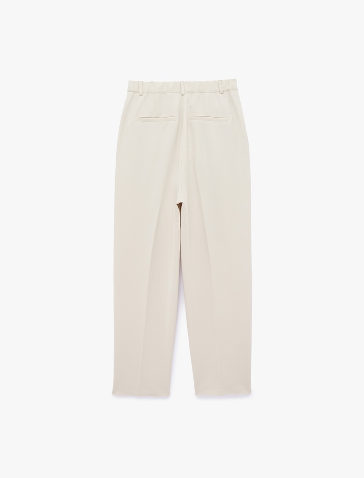  Yüksek Bel Pileli Cepli Modal Karışımlı Havuç Pantolon